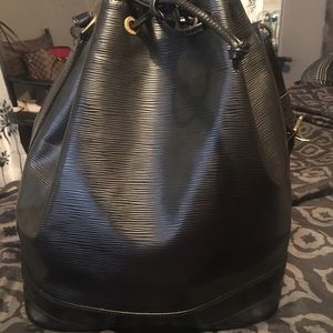COPY - LV Black Epi Leather Noe Shoulder Bag *AUT…